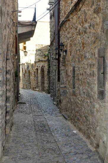 MESTA, village médiéval fortifié, construit au XIVe siècle